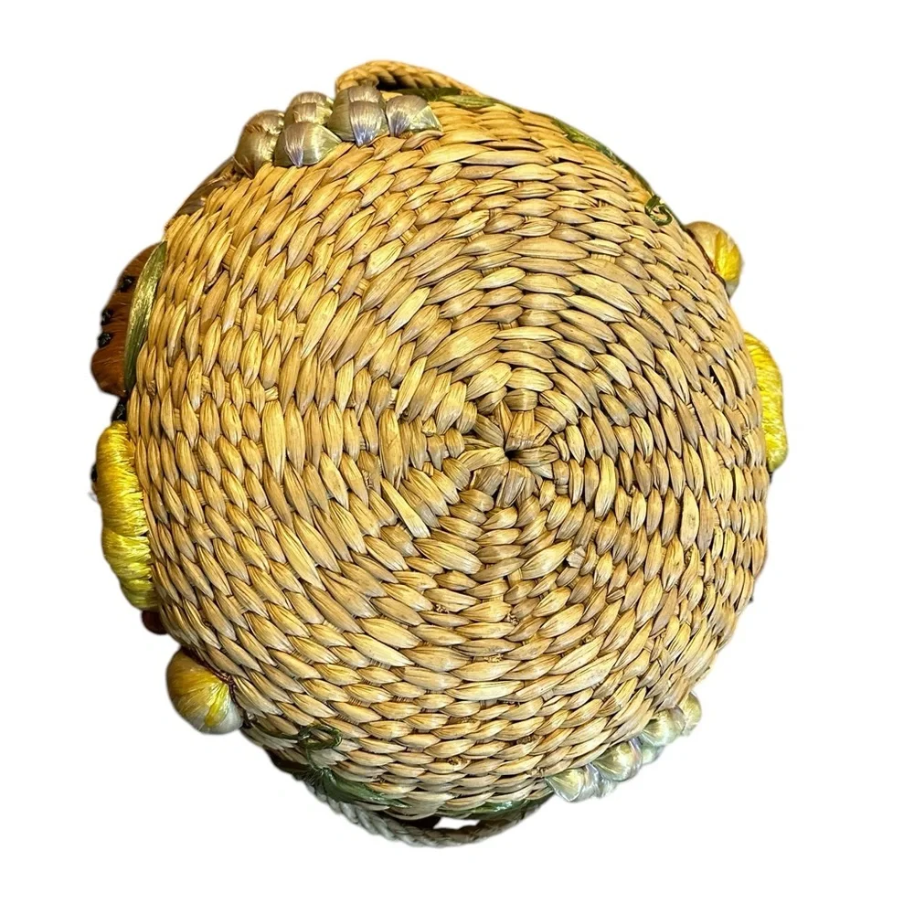 Straw Basket 3-D‎ Vegetable Design Made In Philippines Round 10.5 Inches Wide